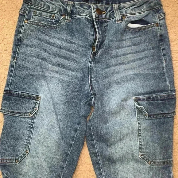 Blue Spice Women’s Junior’s Size 5 Jeans - Picture 2 of 3